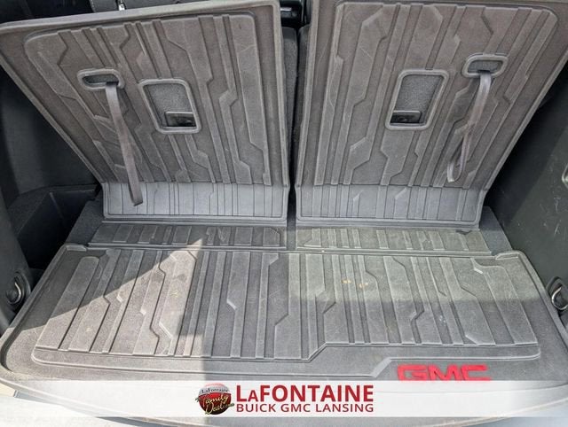 2022 GMC Acadia SLE