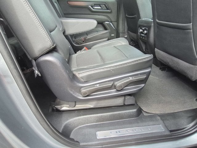 2025 GMC Yukon XL Denali - Photo 27