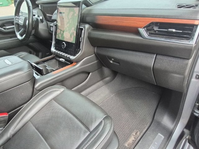 2025 GMC Yukon XL Denali - Photo 29