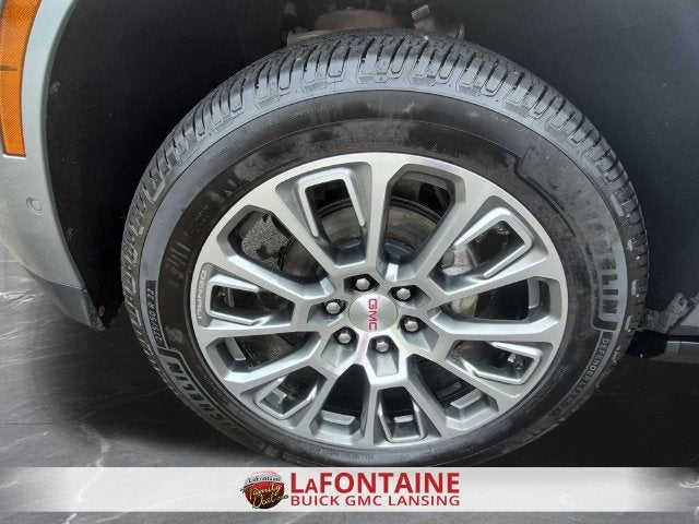 2025 GMC Yukon XL Denali - Photo 32