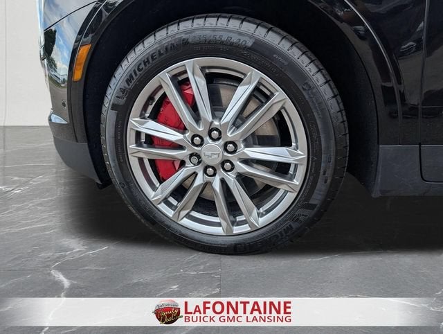2025 Cadillac XT5 Sport
