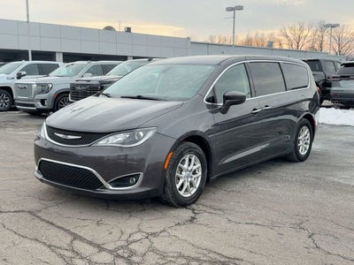2020 Chrysler Pacifica Touring