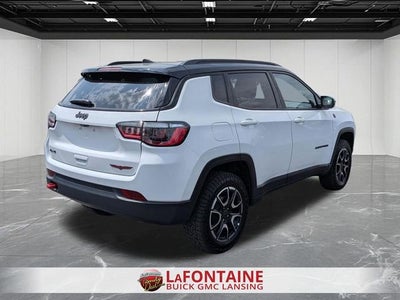 2025 Jeep Compass Trailhawk 4x4