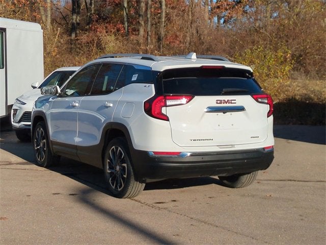 2022 GMC Terrain SLT