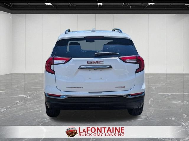 2024 GMC Terrain AT4