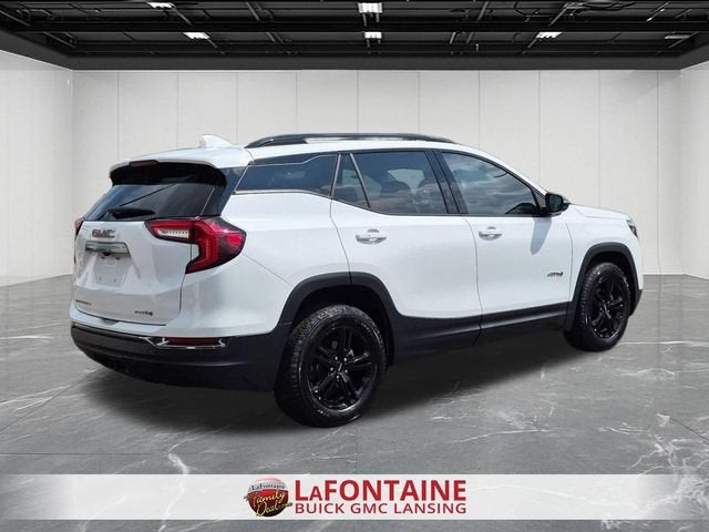 2024 GMC Terrain AT4