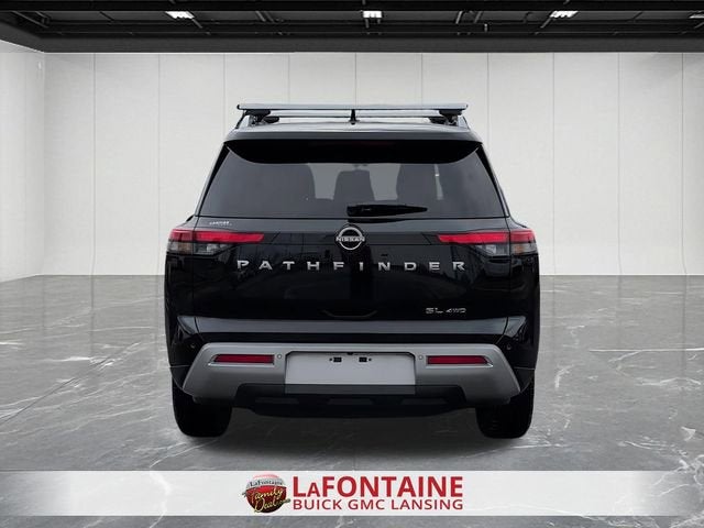 2023 Nissan Pathfinder SL 4WD