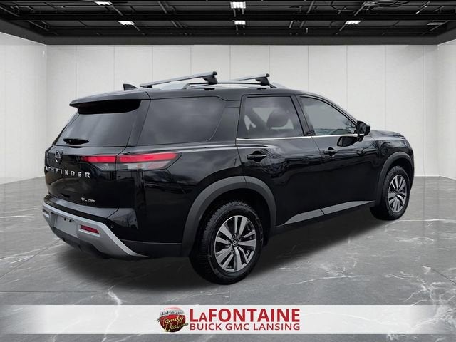 2023 Nissan Pathfinder SL 4WD