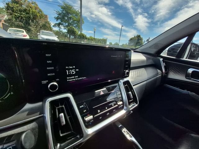 2023 Kia Sorento SX - Photo 13