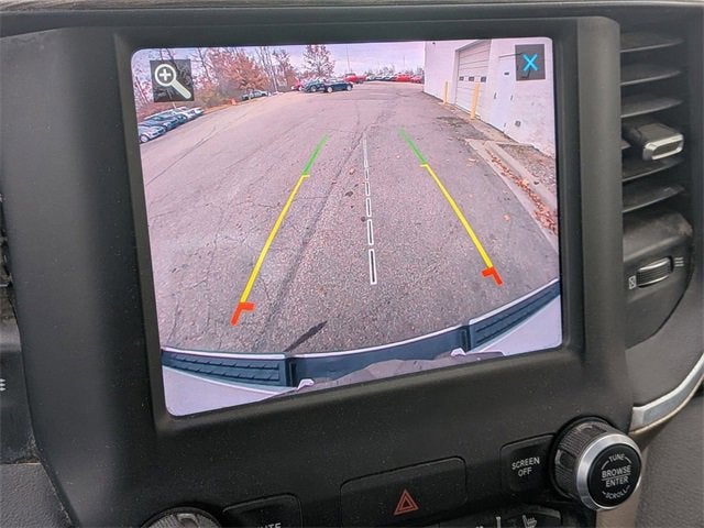 2020 RAM 1500 Laramie Crew Cab 4x4 5'7" Box