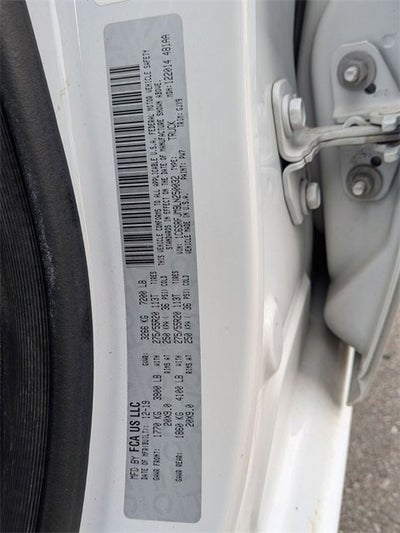 2020 RAM 1500 Laramie Crew Cab 4x4 5'7" Box