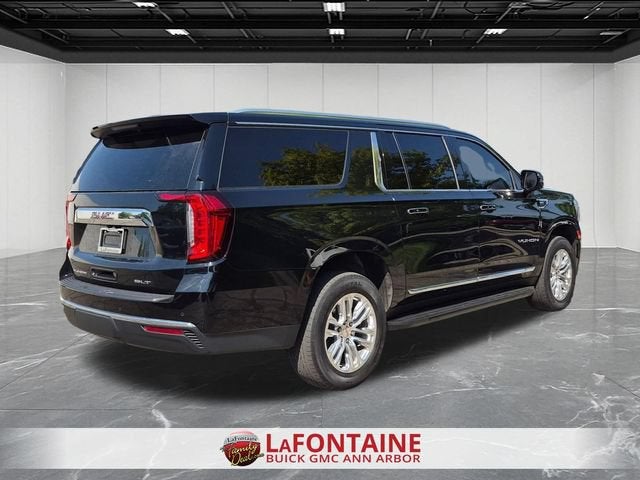 2022 GMC Yukon XL SLT
