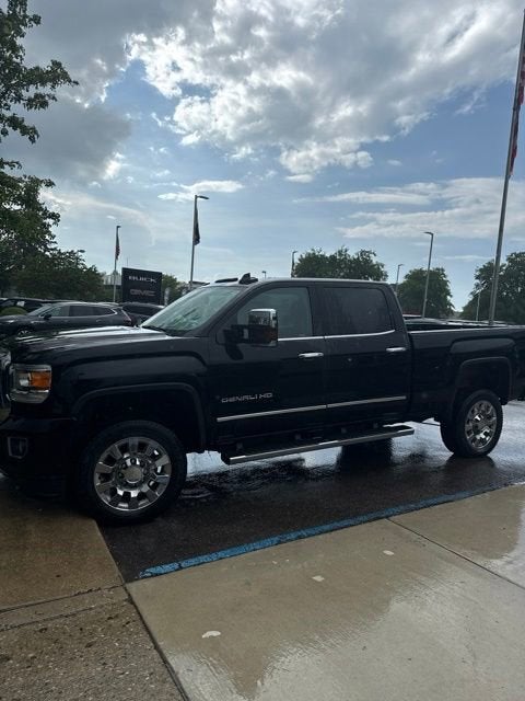 2018 GMC Sierra 2500 HD Denali