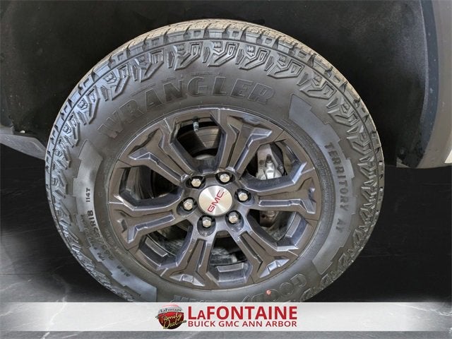 2024 GMC Canyon Elevation