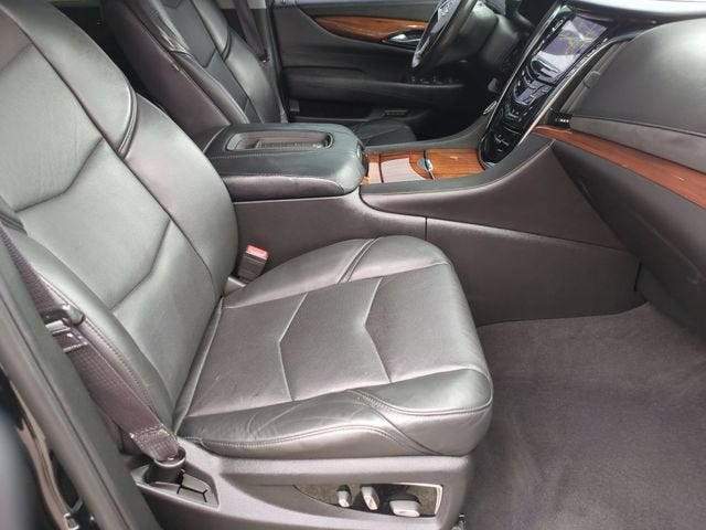 2015 Cadillac Escalade Luxury