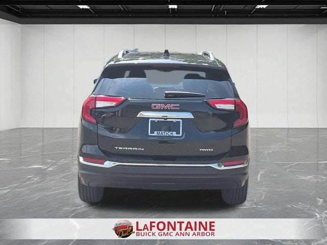 2024 GMC Terrain SLT