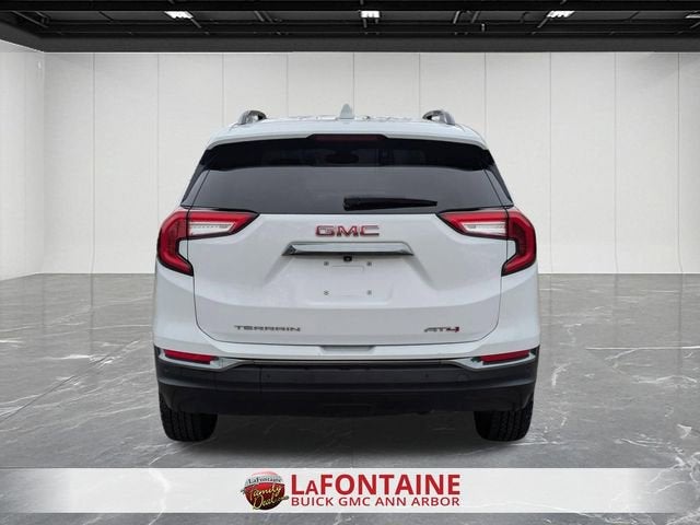 2024 GMC Terrain AT4