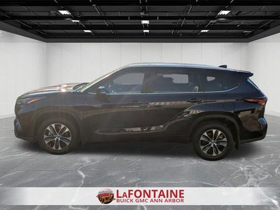 2024 Toyota Highlander XLE