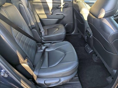 2024 Toyota Highlander XLE