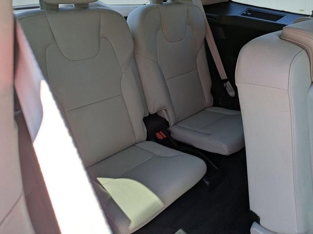 2024 Volvo XC90 B5 Plus Bright Theme