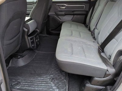 2020 RAM 1500 Big Horn Crew Cab 4x4 5'7" Box