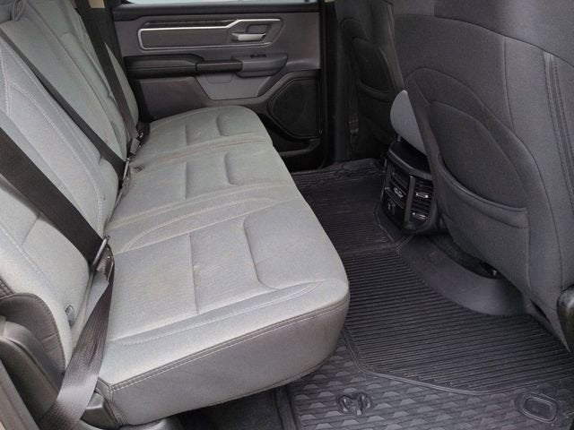 2020 RAM 1500 Big Horn Crew Cab 4x4 5'7" Box