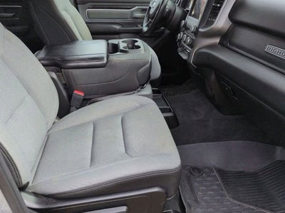 2020 RAM 1500 Big Horn Crew Cab 4x4 5'7" Box