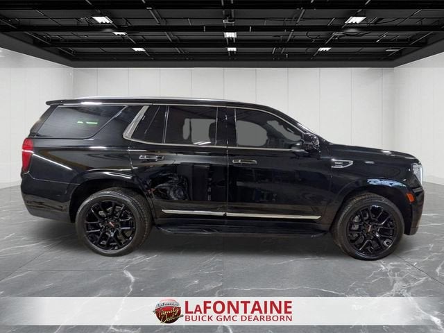 2023 GMC Yukon SLT