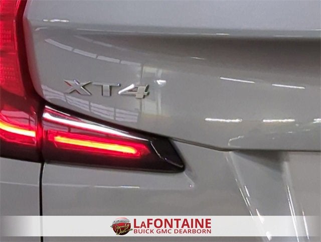 2024 Cadillac XT4 Premium Luxury