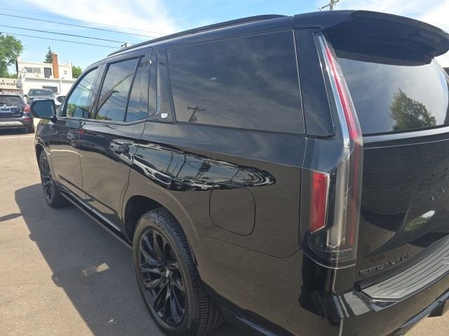 2023 Cadillac Escalade Sport