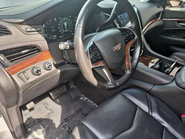 2017 Cadillac Escalade ESV Luxury