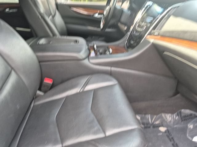 2017 Cadillac Escalade ESV Luxury