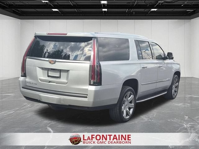 2017 Cadillac Escalade ESV Luxury