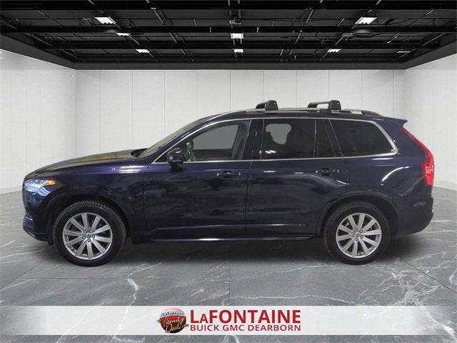 2016 Volvo XC90 T6 Momentum