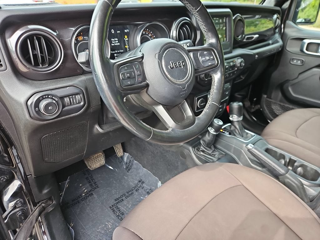 2020 Jeep Wrangler Unlimited Black and Tan