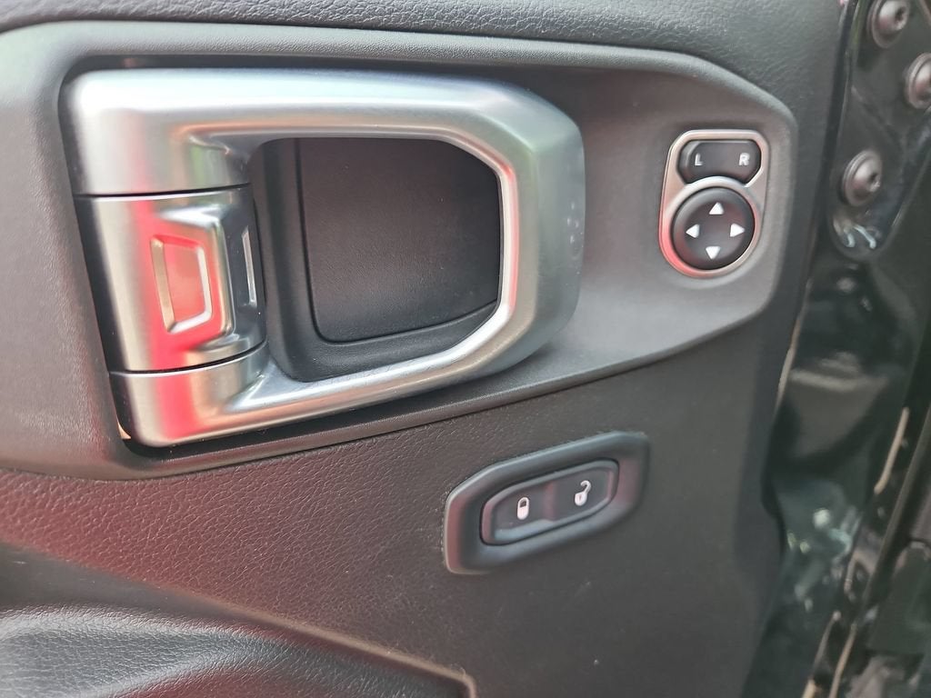 2020 Jeep Wrangler Unlimited Black and Tan