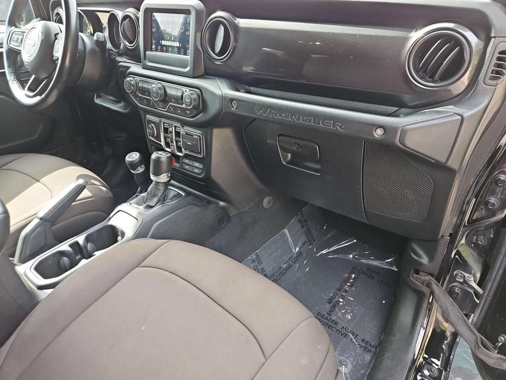 2020 Jeep Wrangler Unlimited Black and Tan