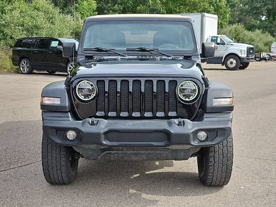 2020 Jeep Wrangler Unlimited Black and Tan