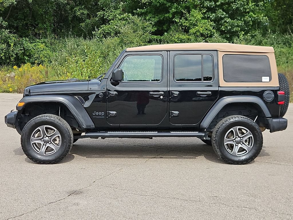 2020 Jeep Wrangler Unlimited Black and Tan