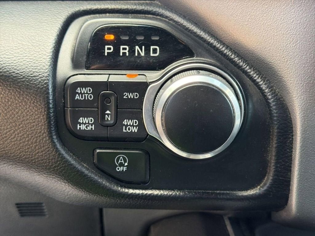 2019 RAM 1500 Big Horn/Lone Star Crew Cab 4x4 5'7" Box