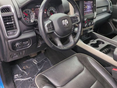 2020 RAM 1500 Laramie Crew Cab 4x4 5'7" Box