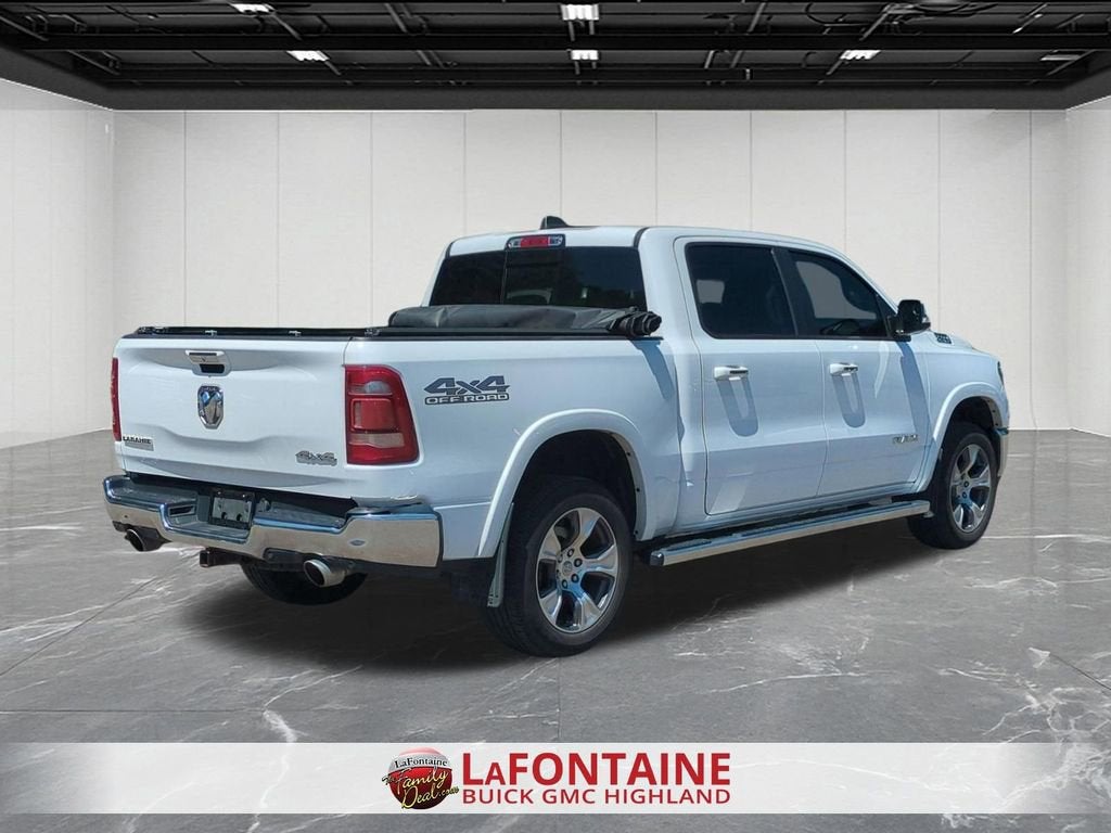 2020 RAM 1500 Laramie Crew Cab 4x4 5'7" Box