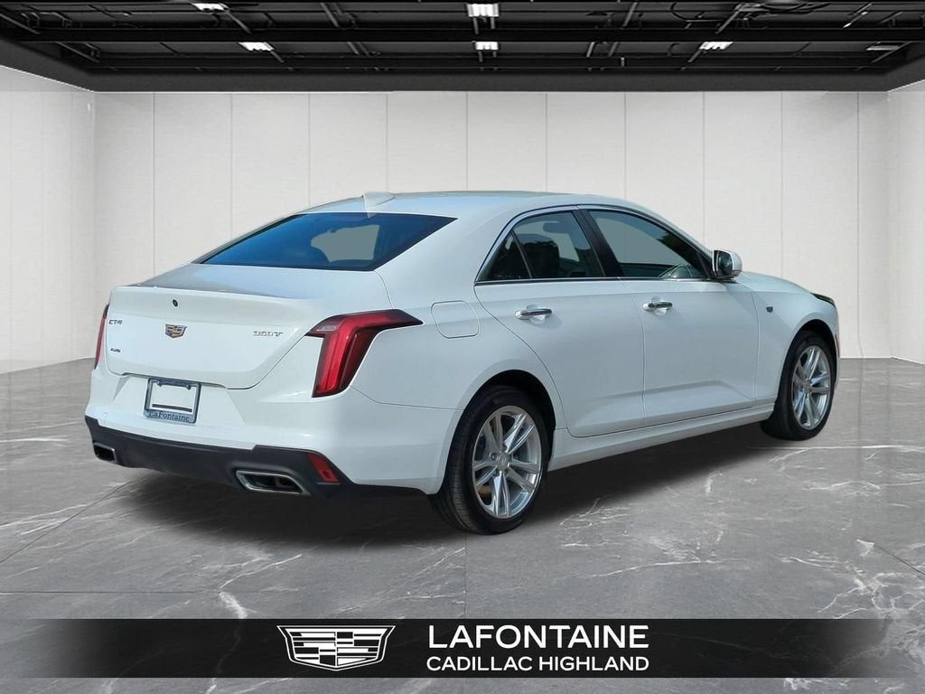 2021 Cadillac CT4 Luxury