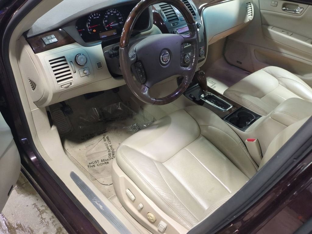 2008 Cadillac DTS w/1SD