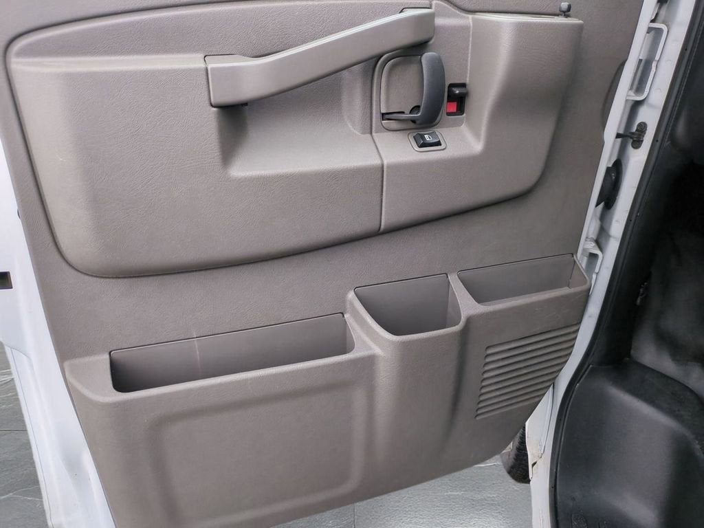 2024 Chevrolet Express Cargo 2500 WT