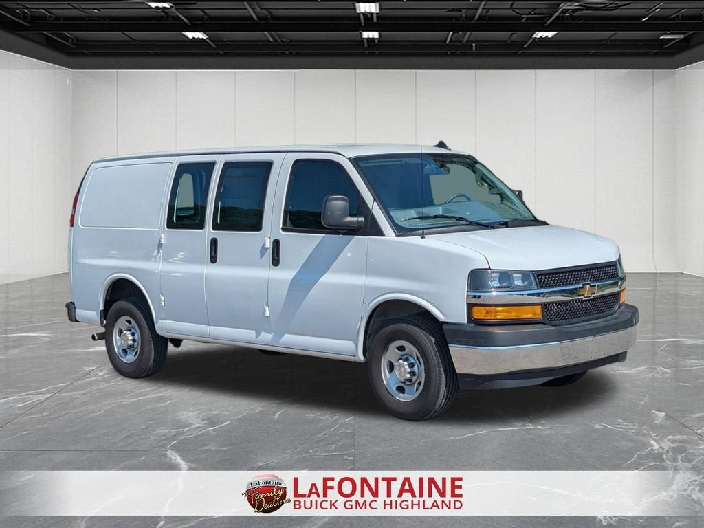 2024 Chevrolet Express Cargo 2500 WT