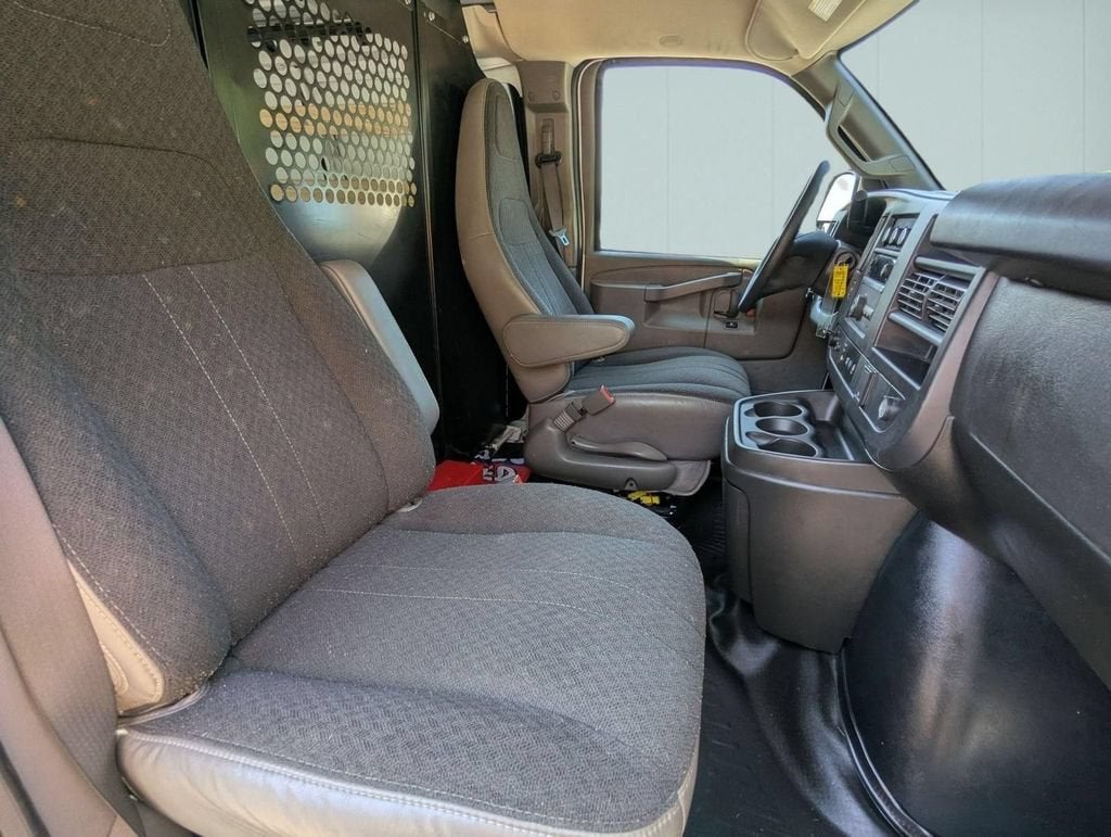 2024 Chevrolet Express Cargo 2500 WT