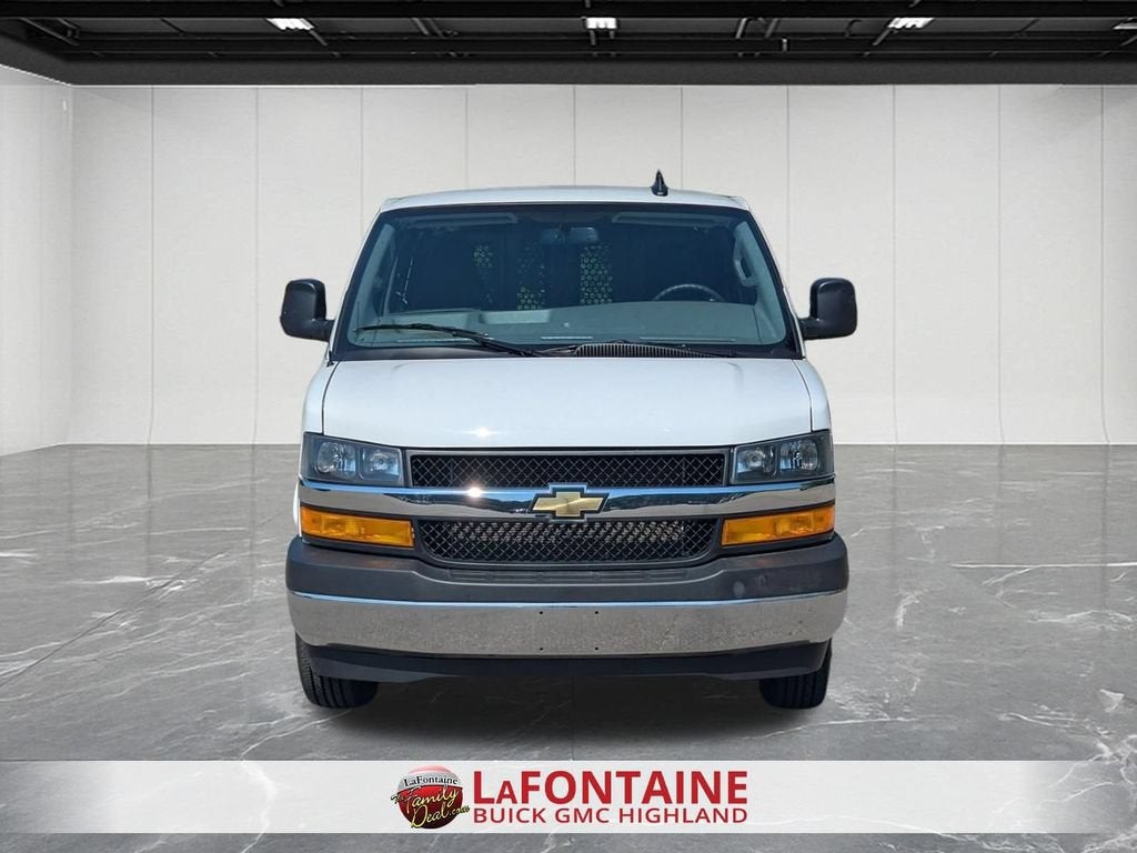 2024 Chevrolet Express Cargo 2500 WT