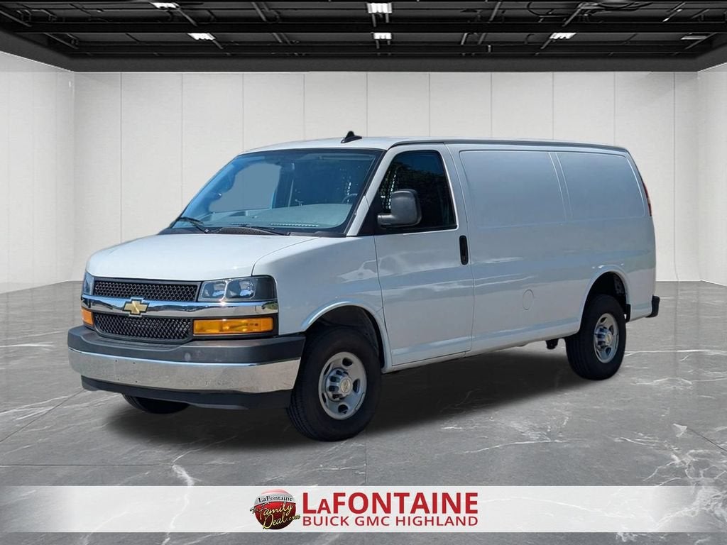 2024 Chevrolet Express Cargo 2500 WT