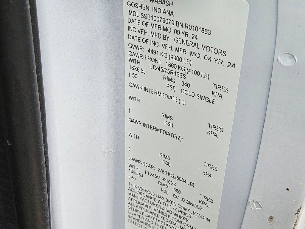 2024 GMC Savana Cutaway 3500 1WT